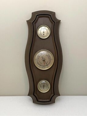 Vintage Airguide Weather Station Wall Barometer Thermometer Humidity Plastic